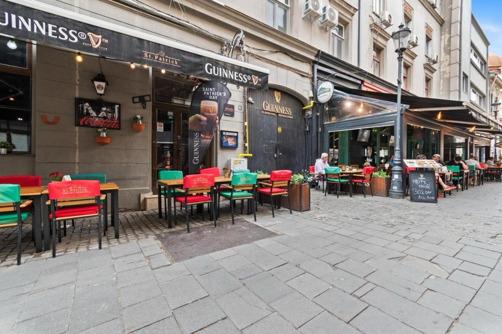 Old Town Fun & Spa Bucarest Esterno foto